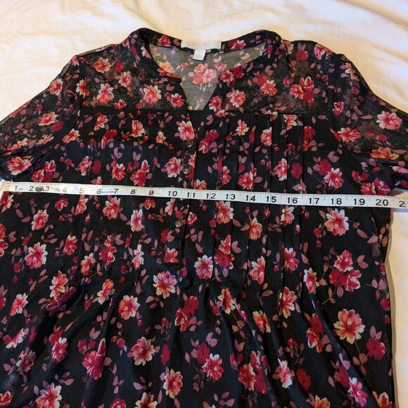 3/$15** Black and Red Floral Print Lined Mesh Blouse - Picture 7 of 10